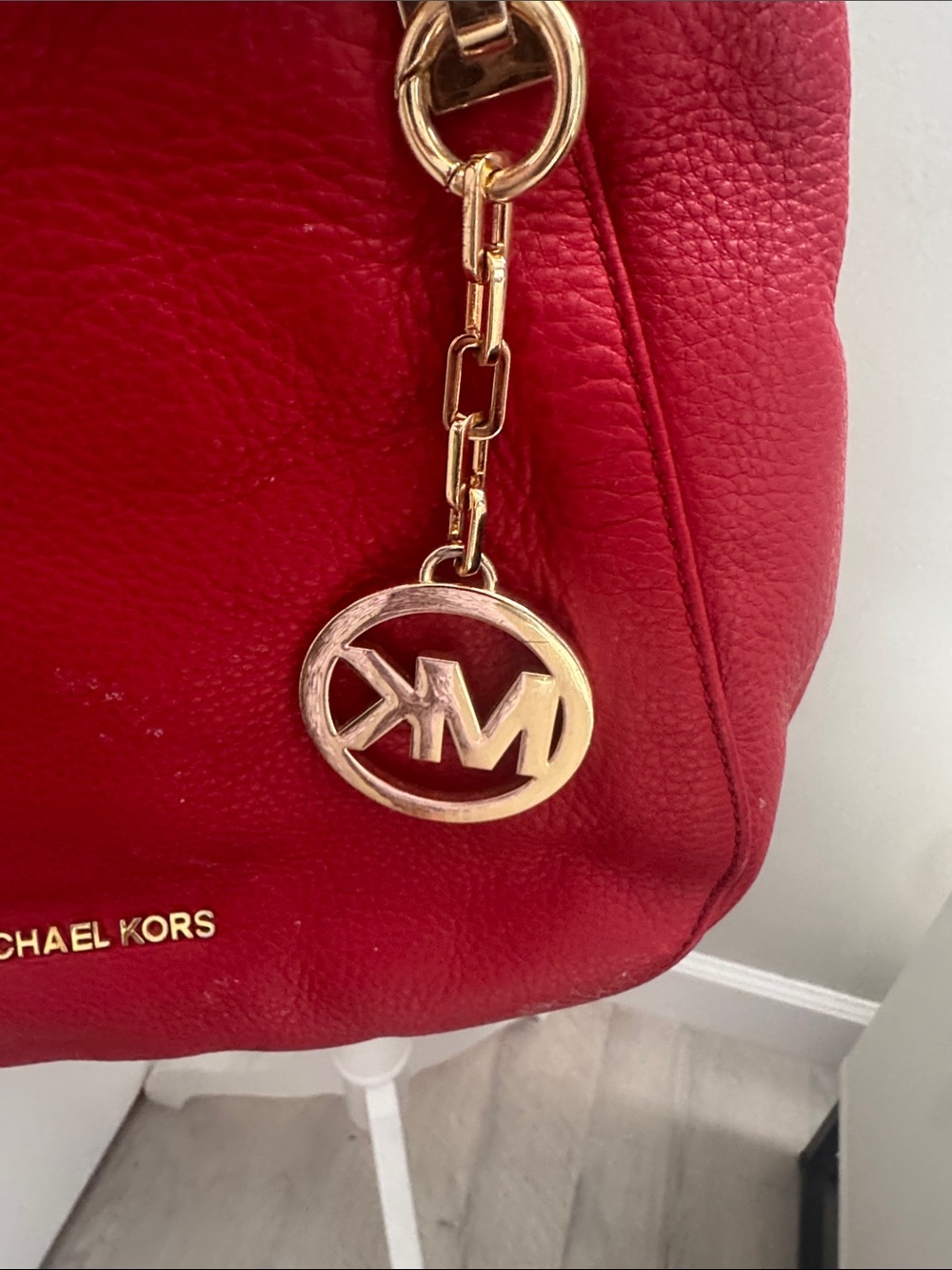 Michael Kors Red Pebbled Leather Shoulder Bag with Gold Hardware - Picture 6 of 7